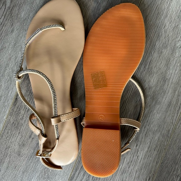 Brand New Sandals - Picture 4 of 4